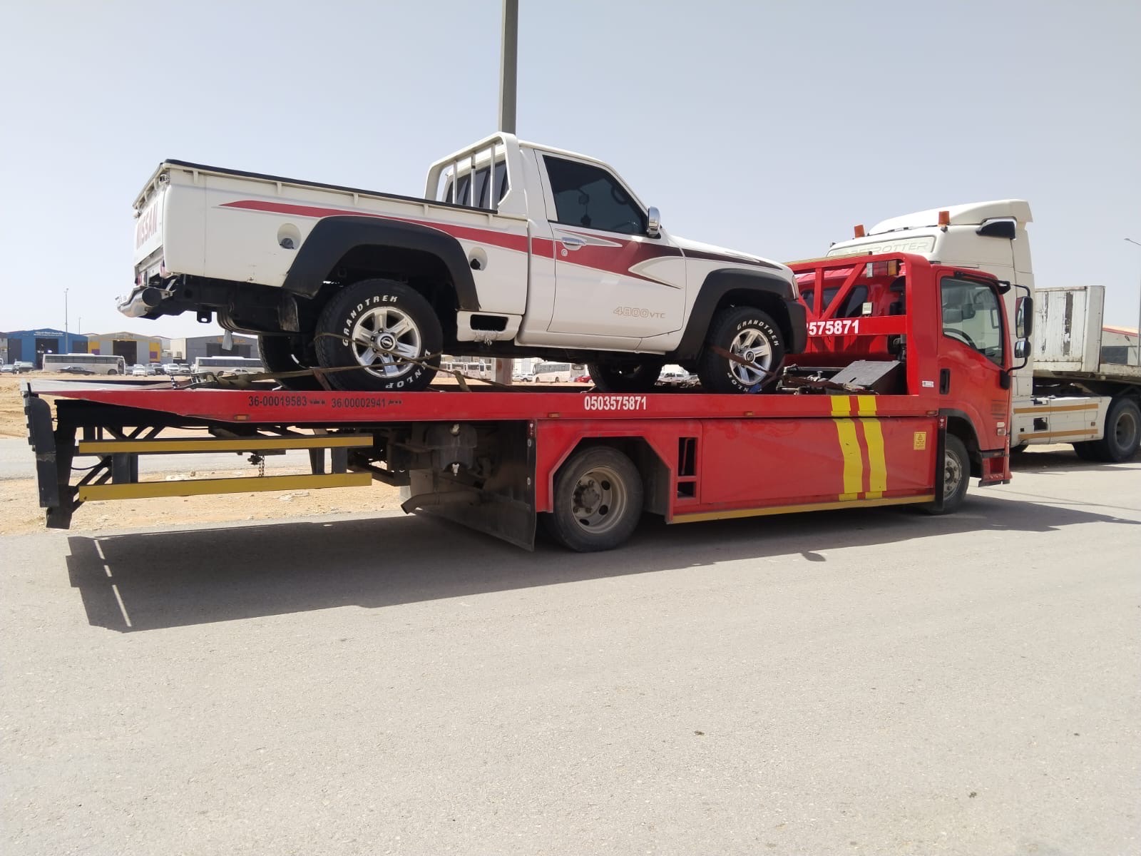 سطحه نجران لنقل السيارات داخلي وخارجي - Image 3