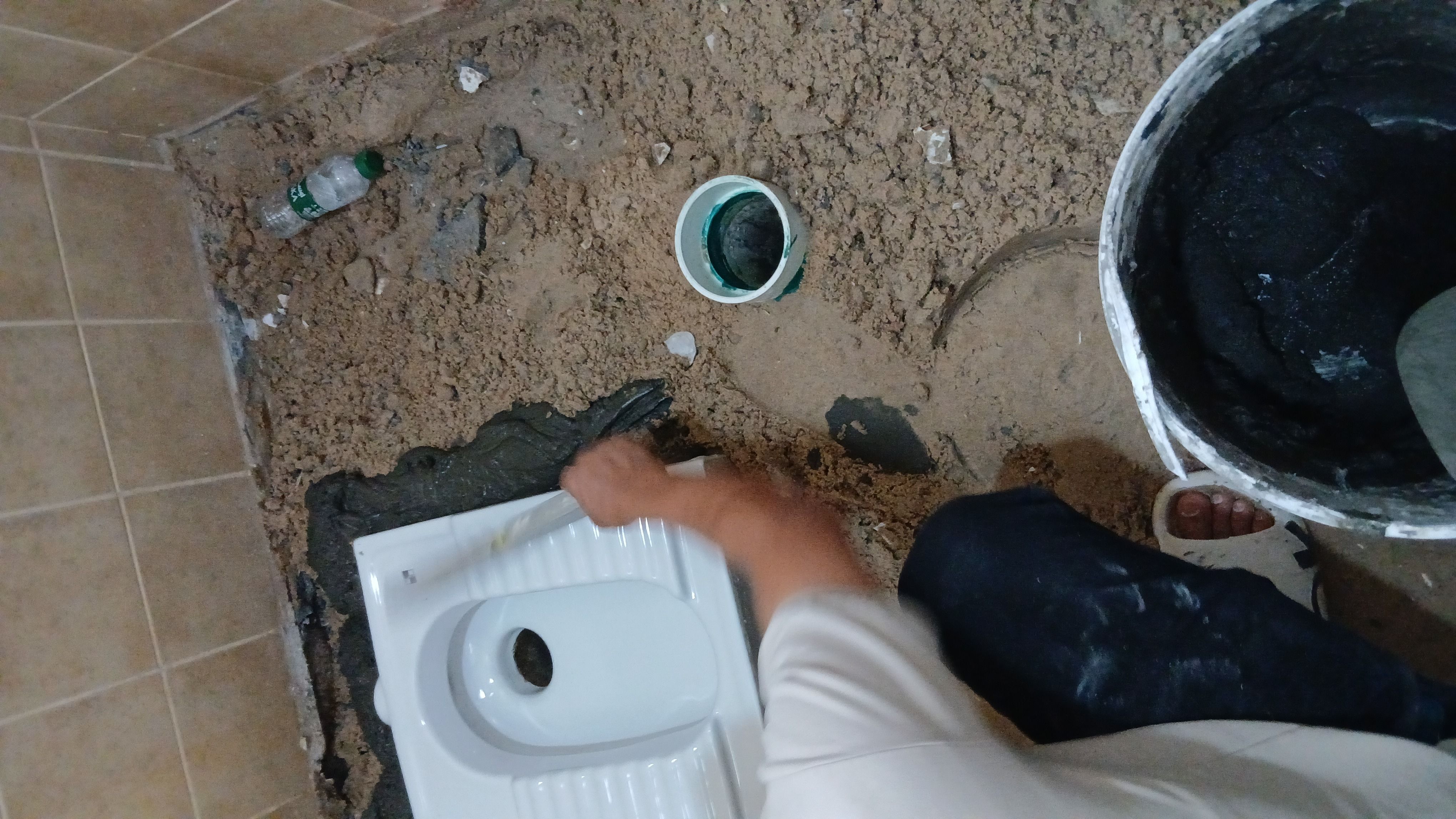 شركة كشف تسربات المياة وعوازل الاسطح والخزانات بالمنطقة - Image 4