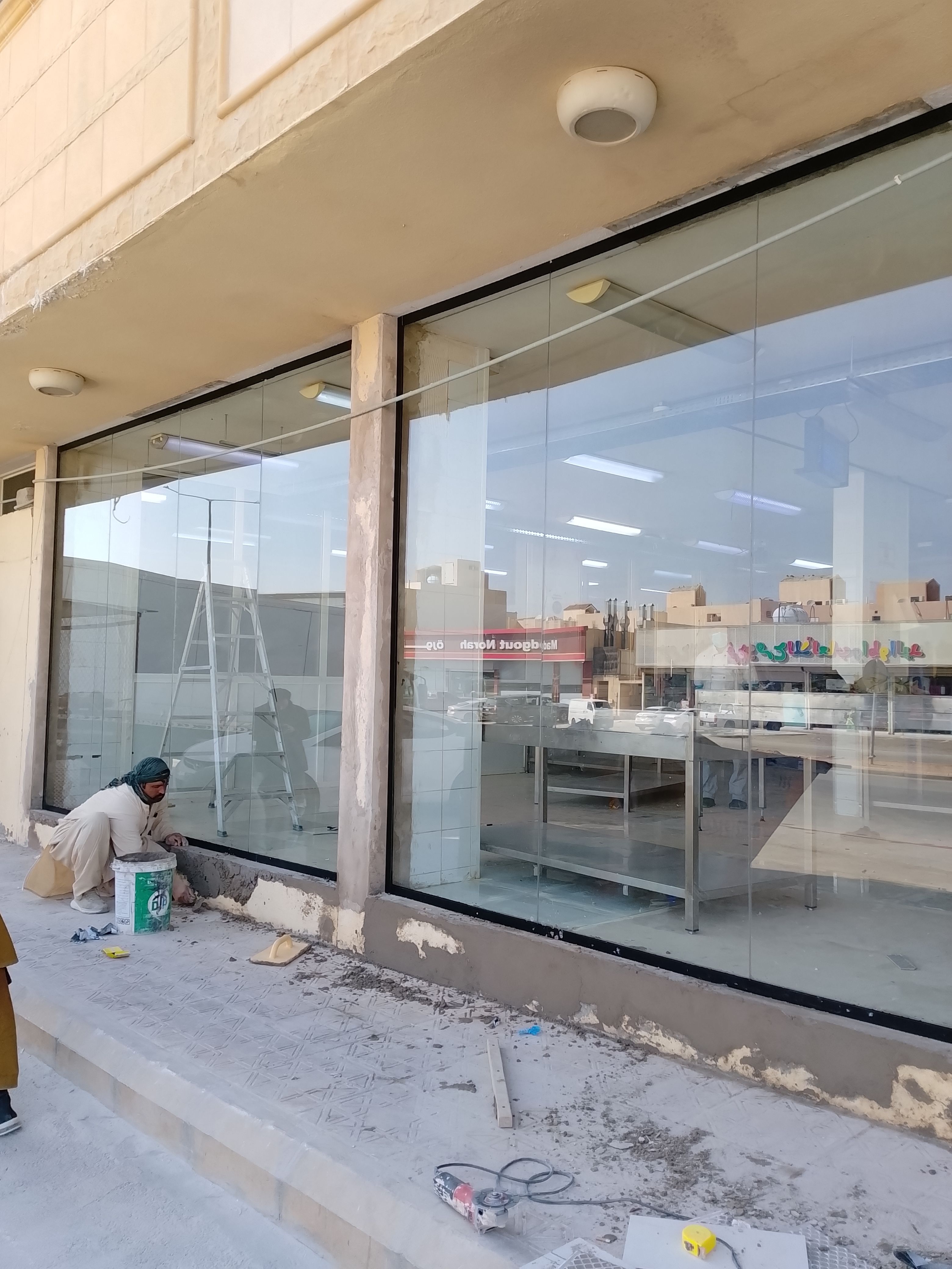 زجاج سكريت - Image 5