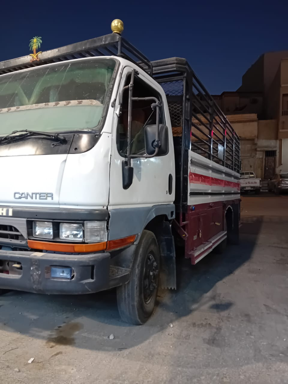 دينا توصيل الاثاث الي الجمعية الخيرية بالرياض