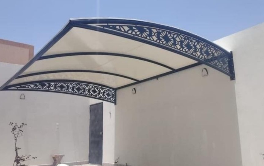 مظلات وسواتر
