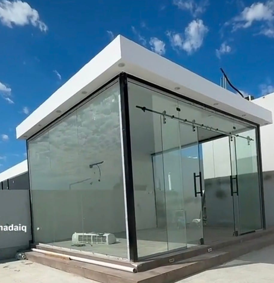 زجاج سكريت زجاج سكريت