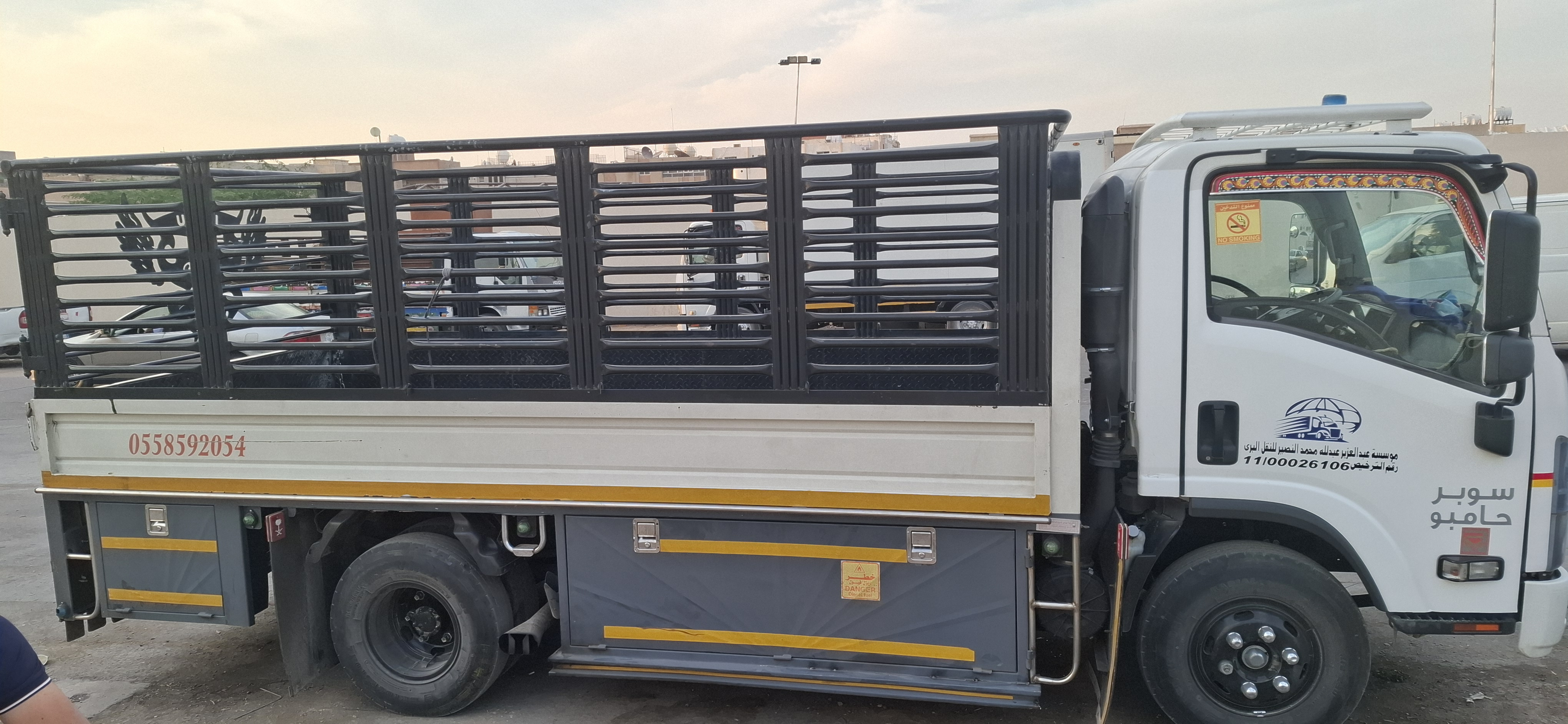 نقل اثاث عفش عمال نجار  با كسناني - Image 11