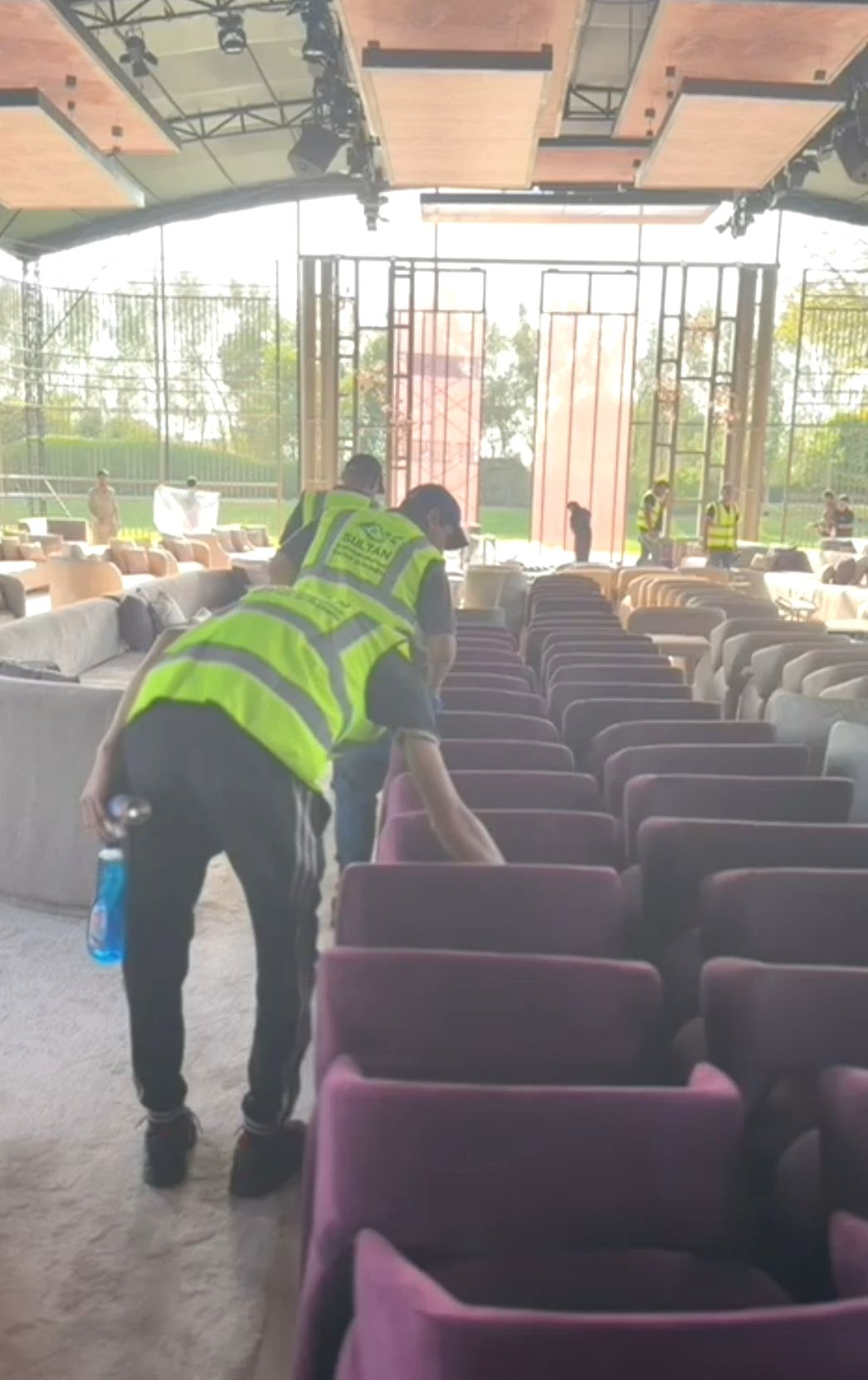 شركة تنظيف منازل بالرياض تنظيف الفلل تنظيف الشقق والأثاث - Image 3