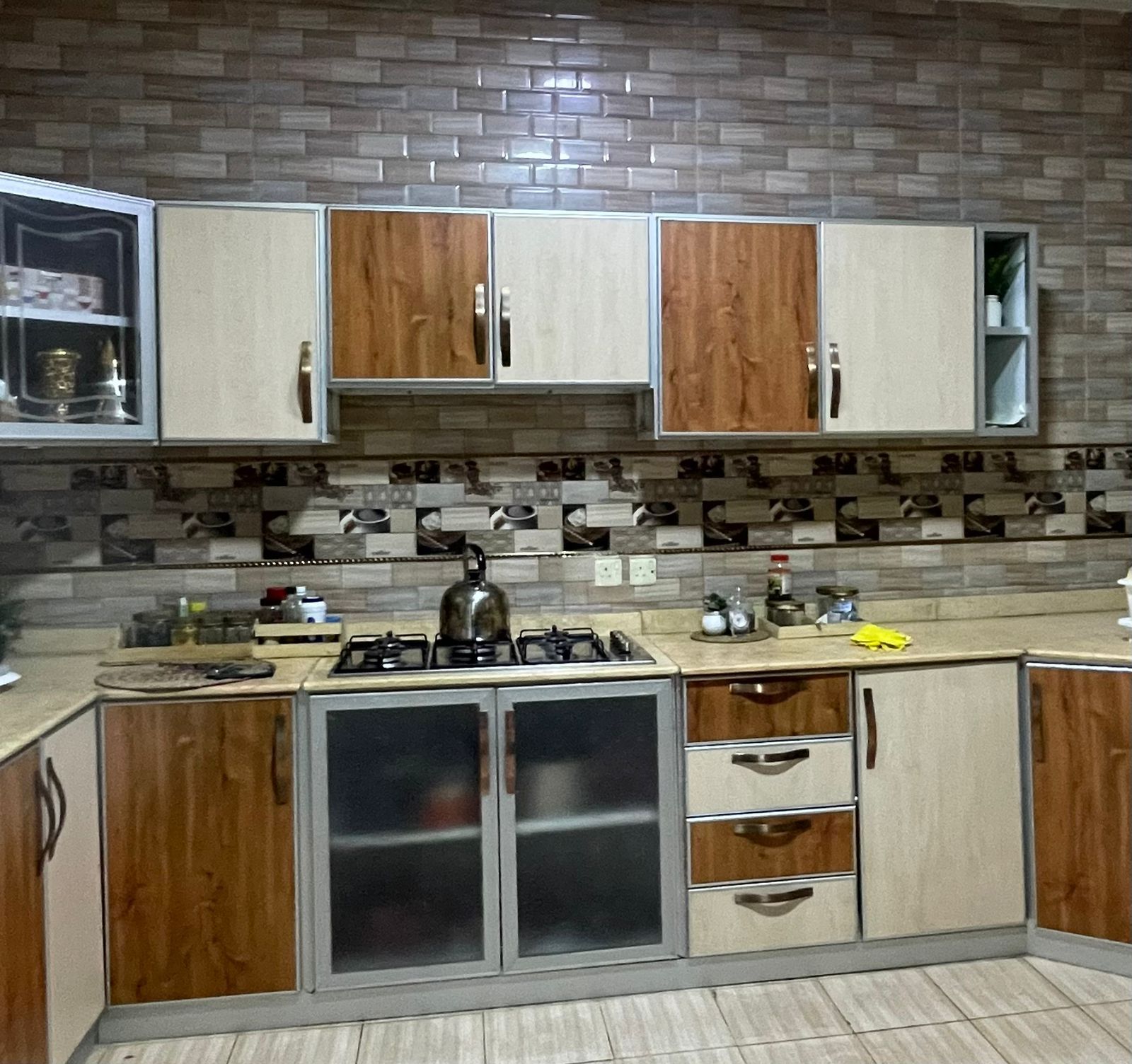 فني مطابخ المنيوم الرياض