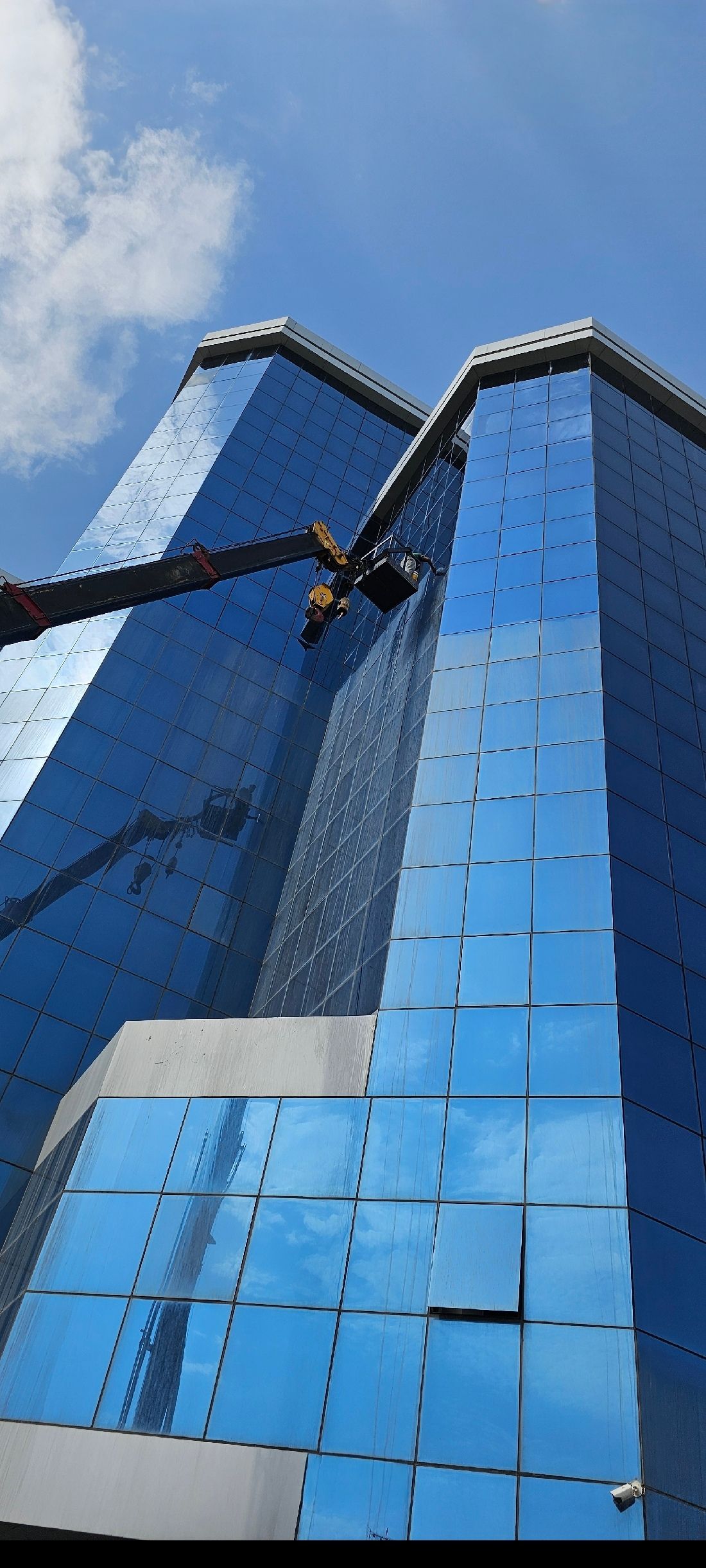 شركة تنظيف واجهات زجاجيه بالرياض - Image 19