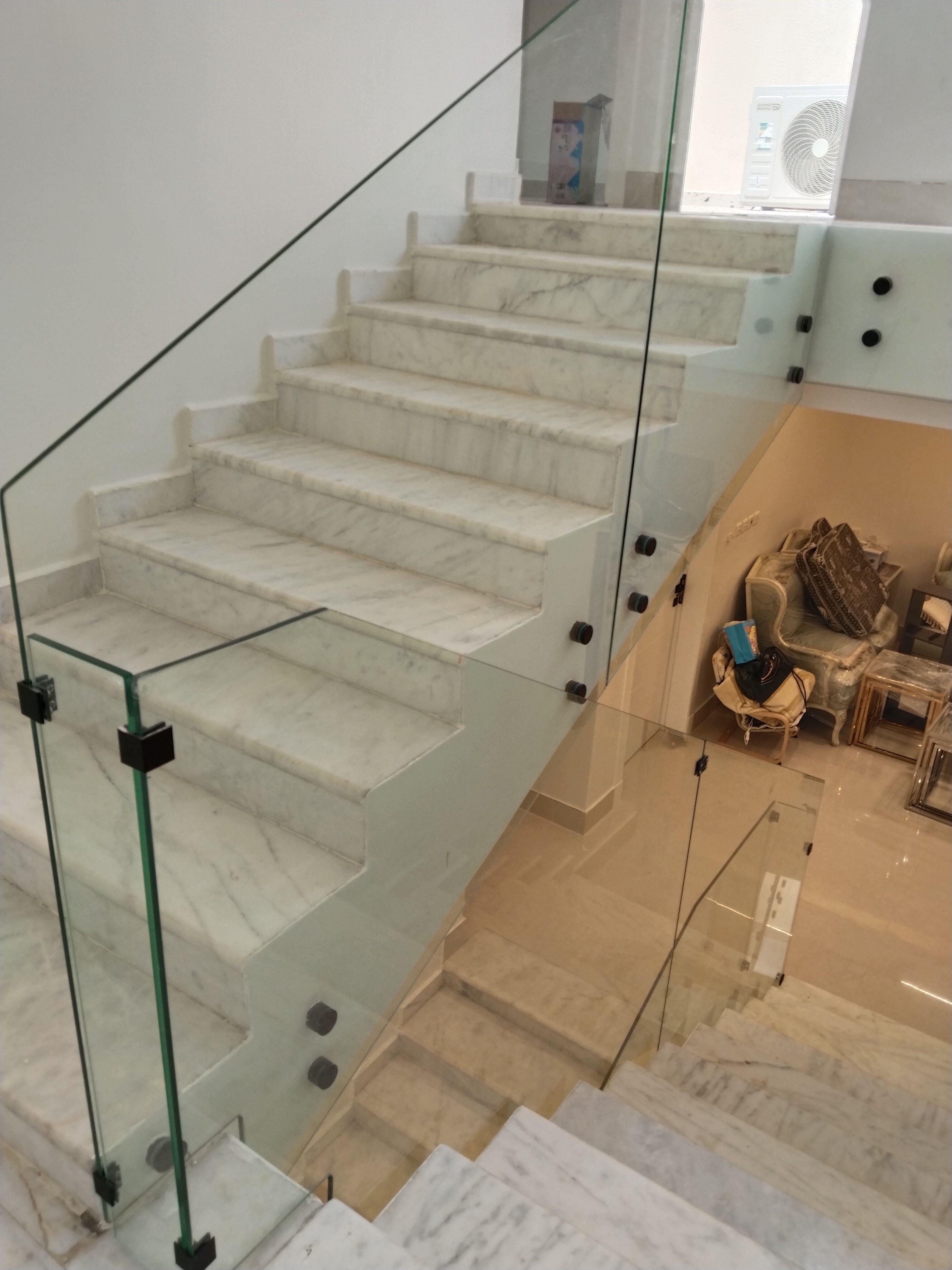 زجاج سكريت - Image 2