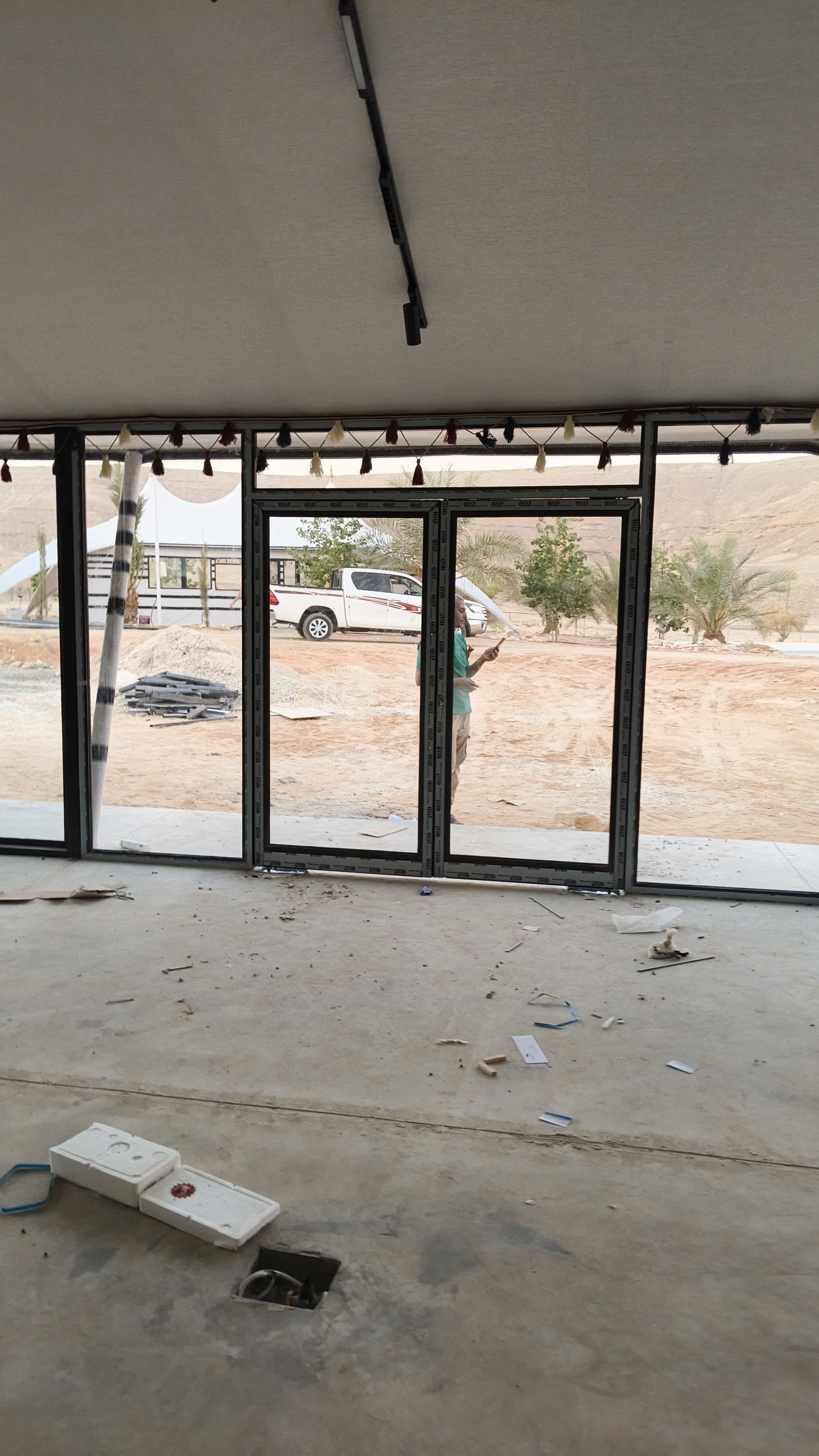 زجاج سكريت - Image 7