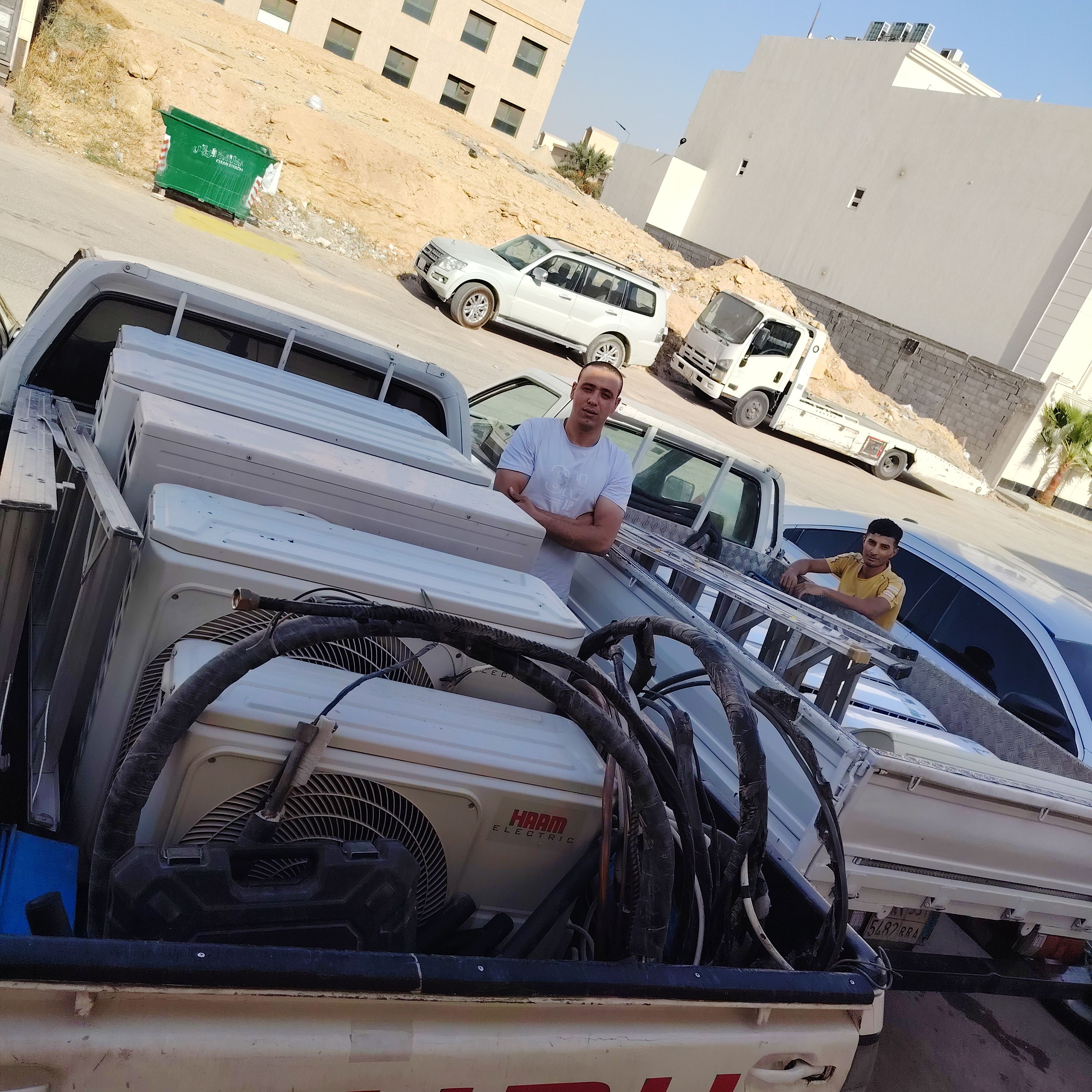 فني فك وتركيب مكيفات